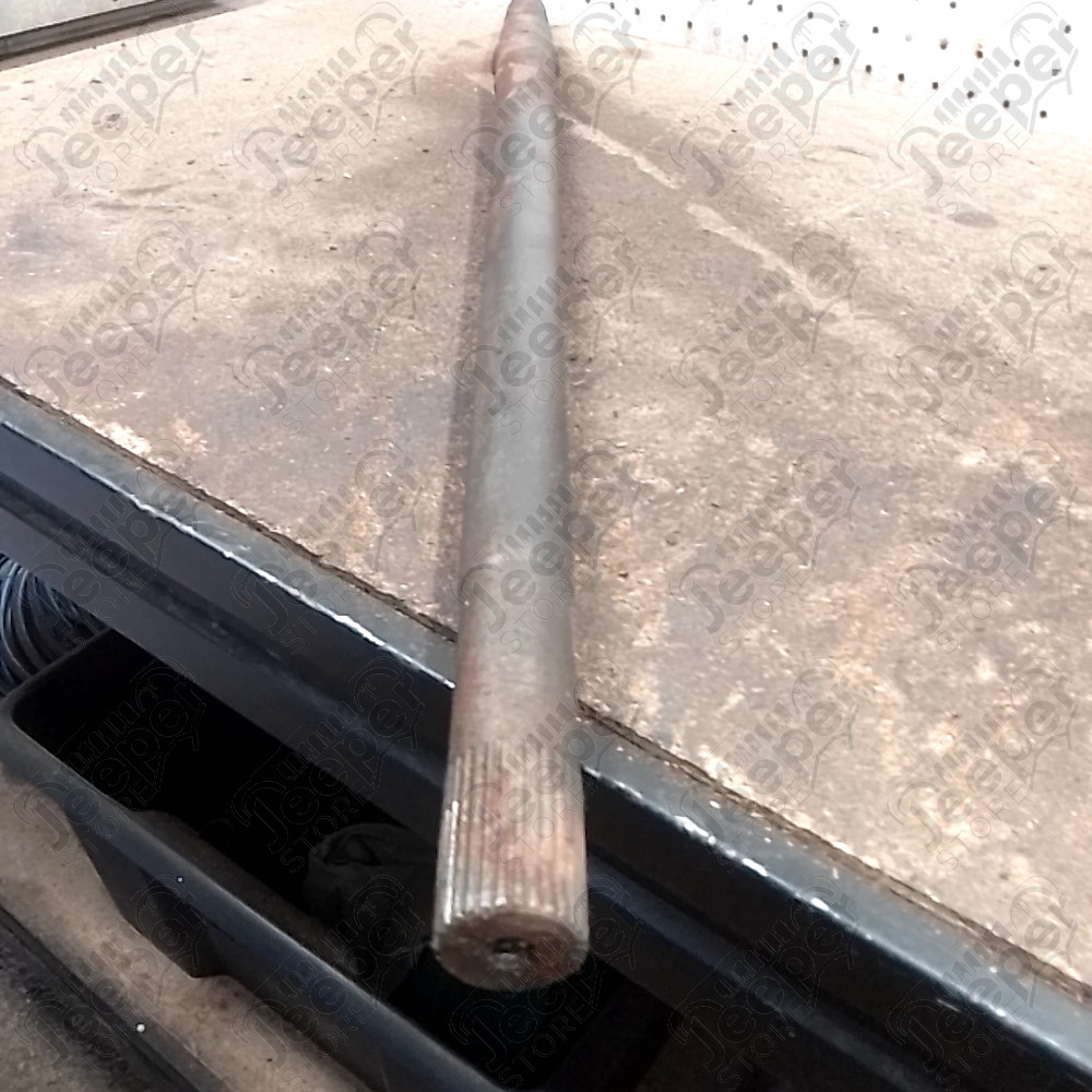 Occasion : Arbre arrière nu / longueur : 74,5 cm pour Jeep CJ5, CJ6, CJ7, CJ8