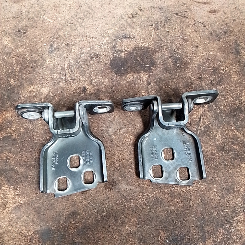 Occasion : Kit de 2 charnières de porte avant gauche pour Jeep Grand Cherokee WJ, WG