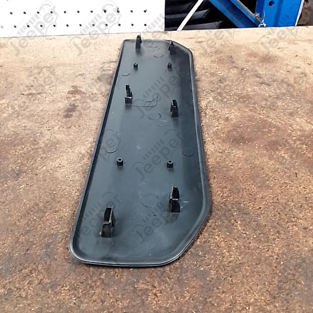 Occasion : Plastique de fermeture de pare chocs avant (Rubicon) pour Jeep Wrangler JK