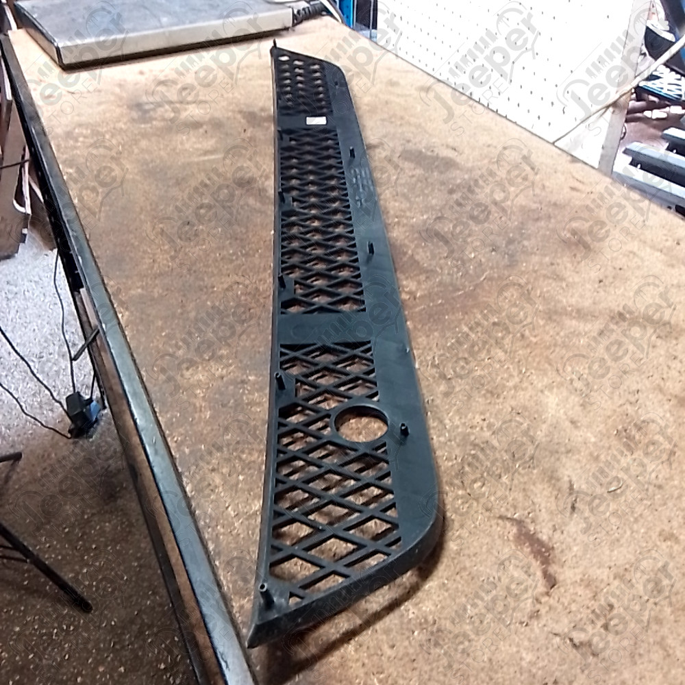 Occasion : Grille de calandre avant pour Jeep Compass MK