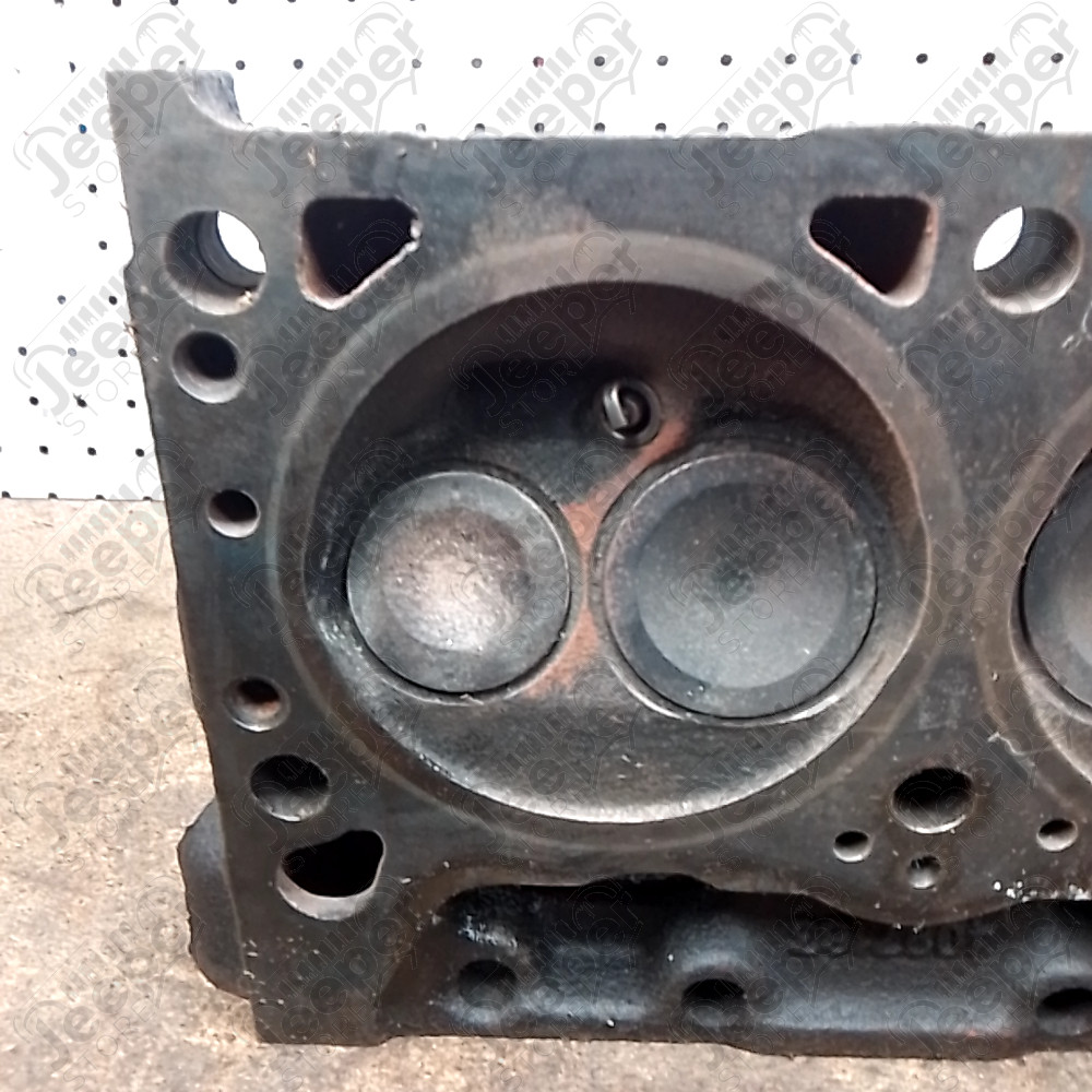 Occasion : Culasse à tester 318 AU small block V8 soupape : 1.78 / 1.50 pour Jeep divers