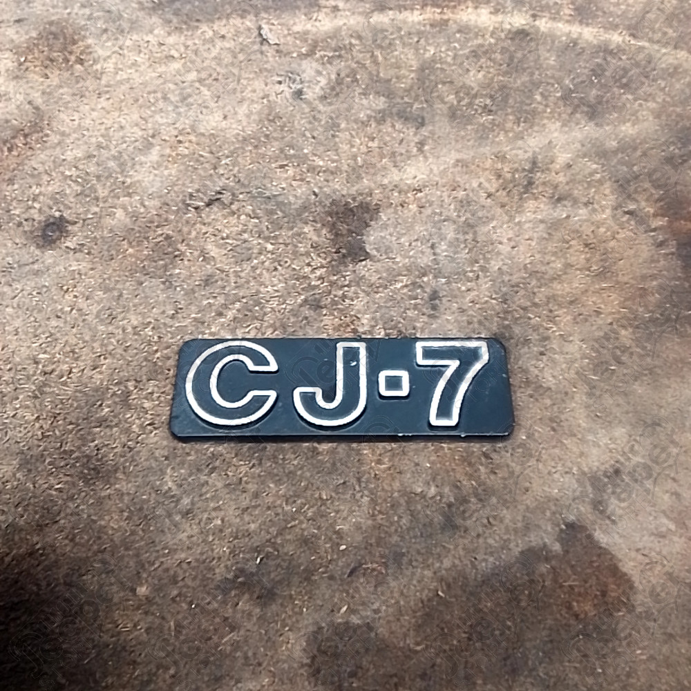 Occasion : Logo CJ-7 pour Jeep CJ7