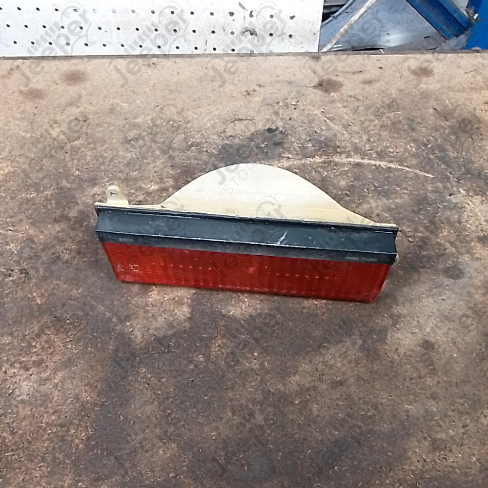 Occasion : Clignotant avant droit (sous calandre) pour Jeep Cherokee XJ