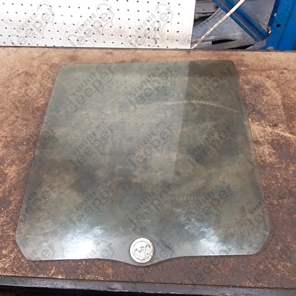 Occasion : Vitre arrière gauche (fixation au centre) pour Jeep Cherokee XJ