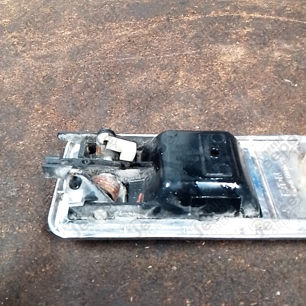 Occasion : Poignée de porte intérieure arrière droite pour Jeep Cherokee XJ