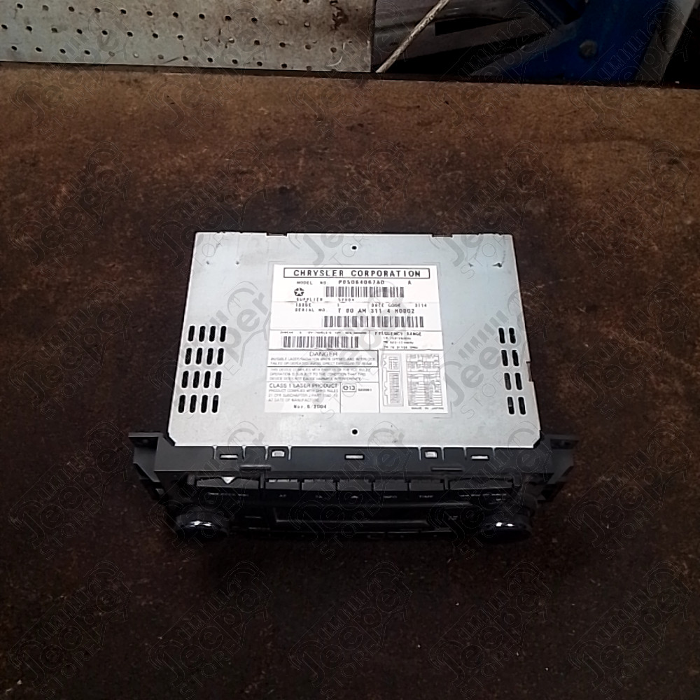 Occasion : Autoradio d'origine à CD pour Jeep Grand Cherokee WH, WK