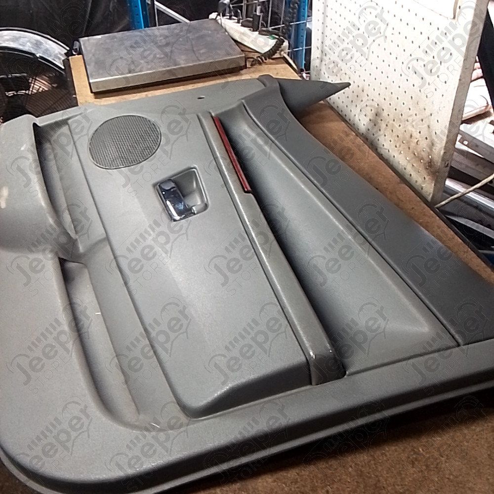 Occasion : Panneau intérieur de porte avant droite pour Jeep Grand Cherokee WH, WK