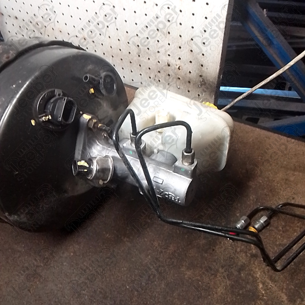 Occasion : Master Vac + maître cylindre pour Jeep Grand Cherokee WH, WK