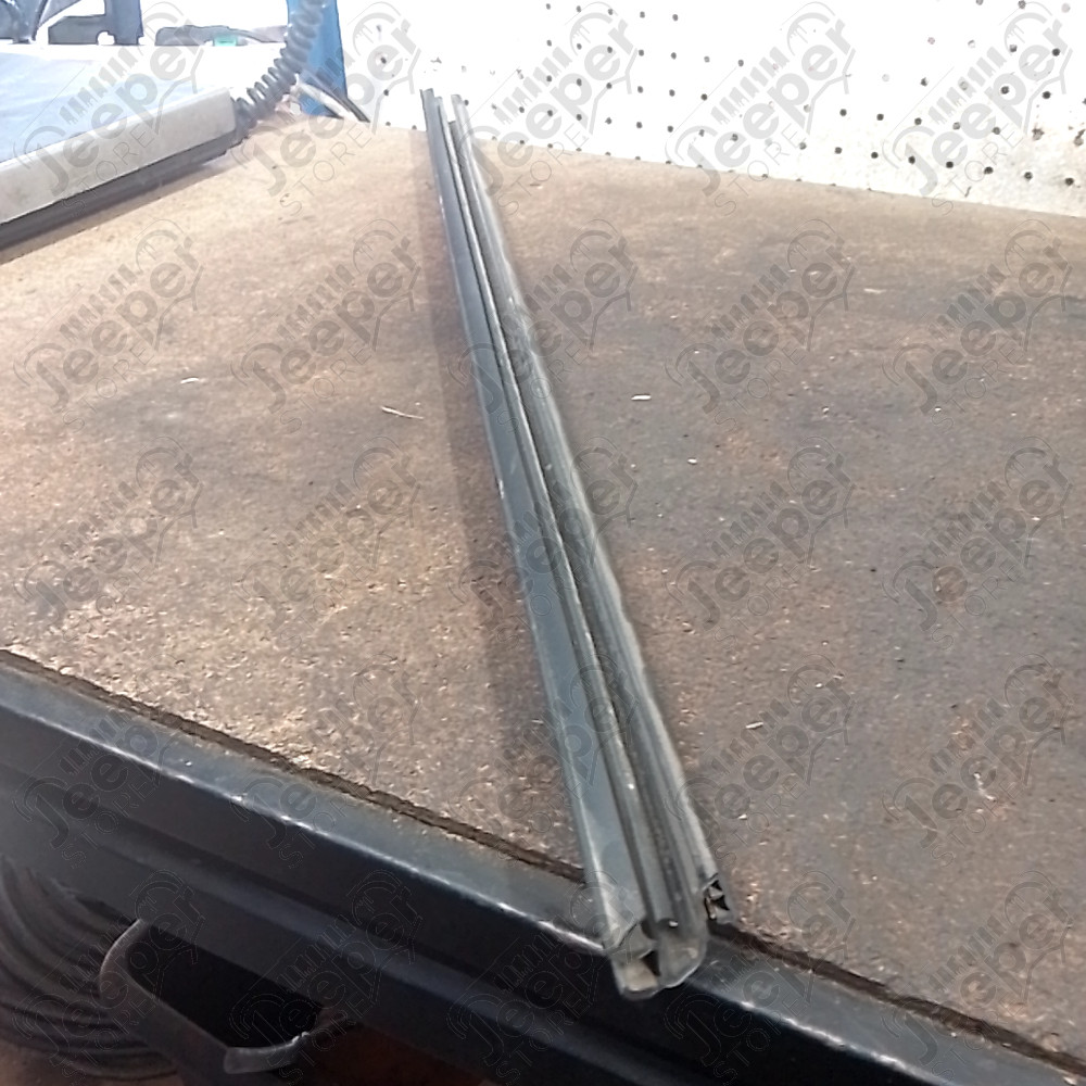 Occasion : Lécheur vitre intérieur avant droit pour Jeep Grand Cherokee WH, WK