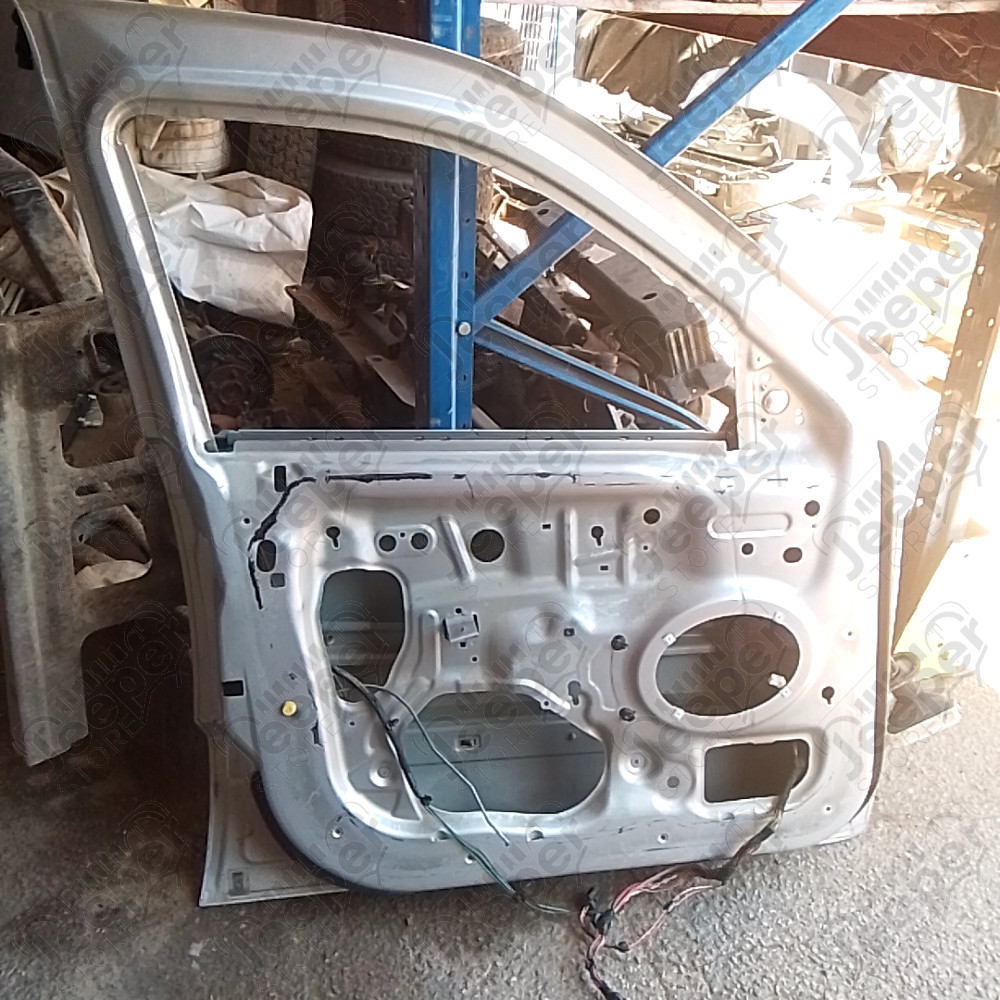 Occasion : Portière avant gauche grise pour Jeep Grand Cherokee WH, WK