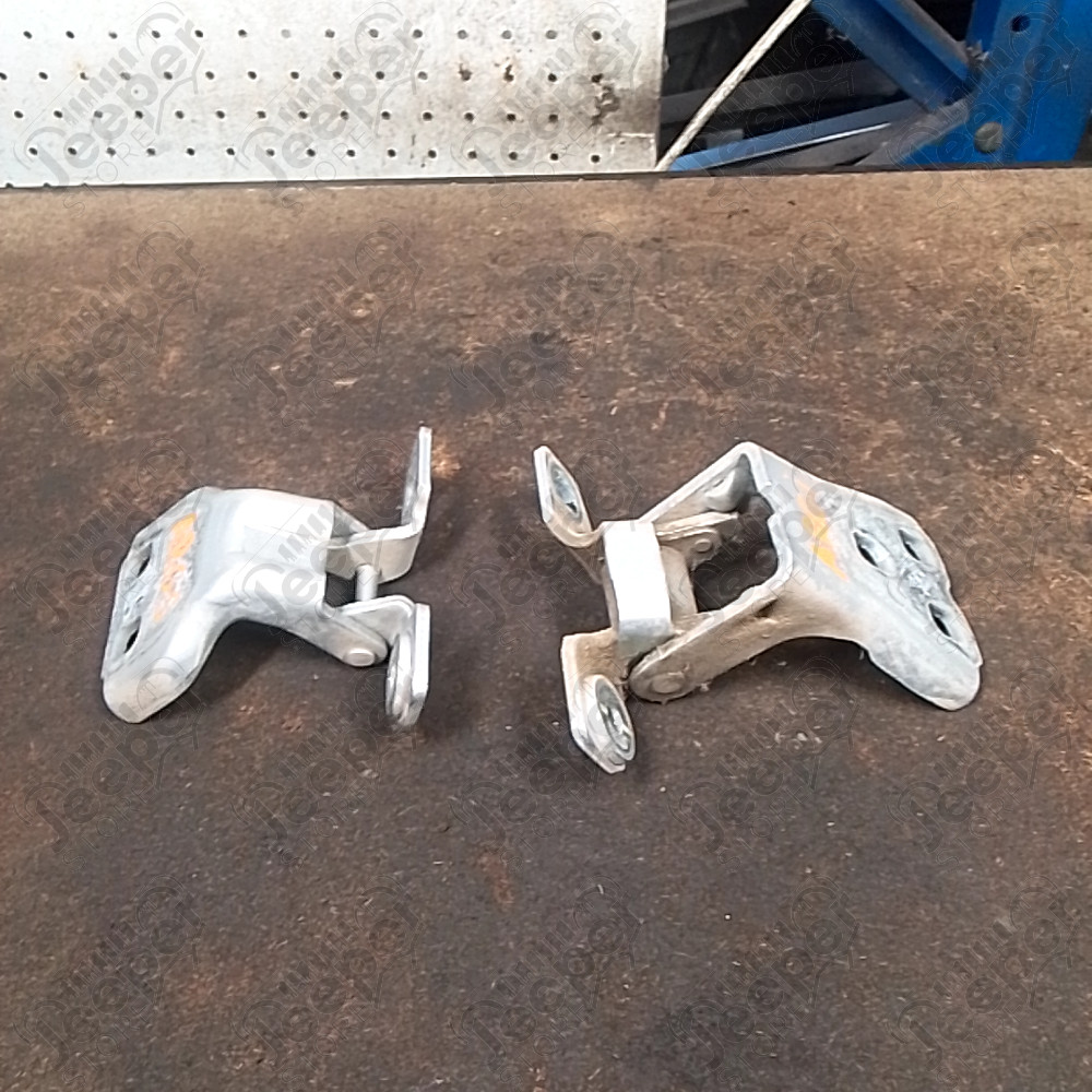 Occasion : Lot de 2 charnières pour porte arrière gauche (supérieure + inférieure) pour Jeep Grand Cherokee WH, WK