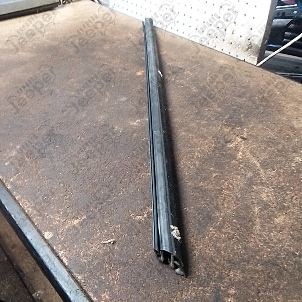 Occasion : Lécheur vitre intérieur avant gauche pour Jeep Grand Cherokee WH, WK
