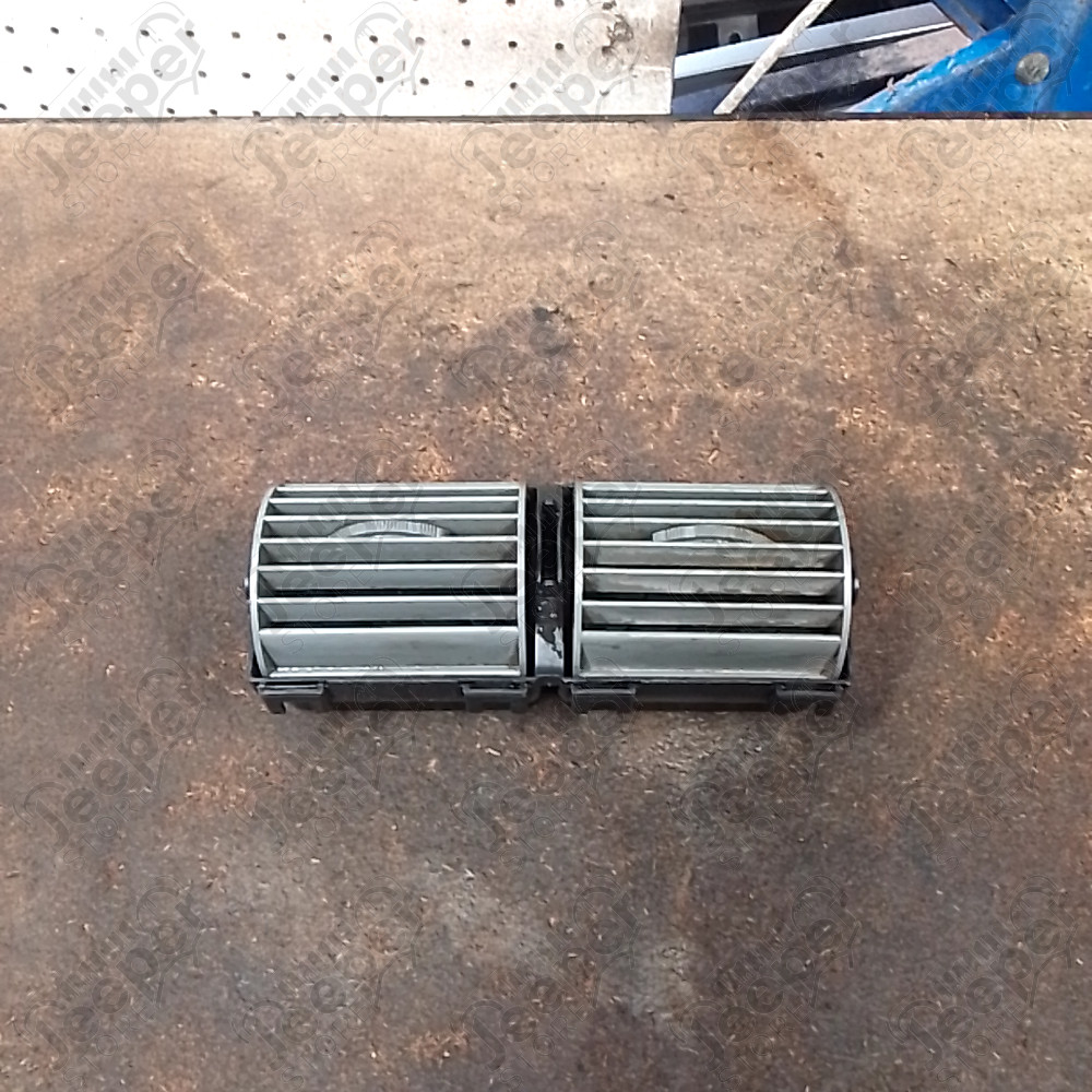 Occasion : Grille de ventilation arrière pour Jeep Grand Cherokee WH, WK