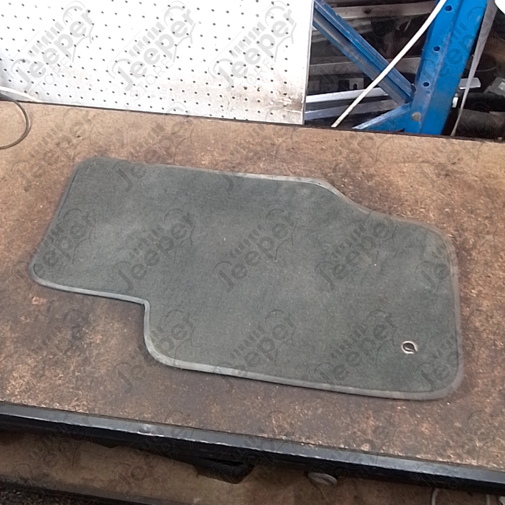 Occasion : Tapis de sol d'origine (conducteur) pour Jeep Grand Cherokee WH, WK