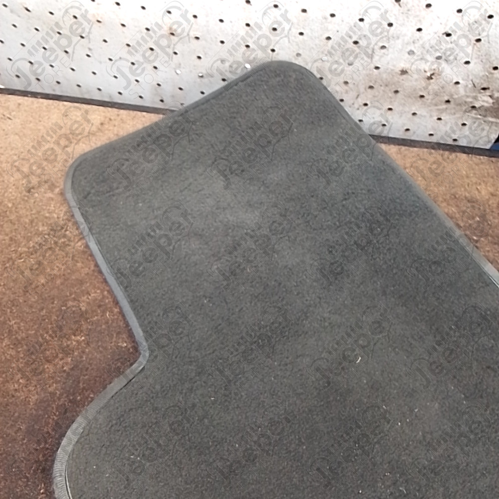 Occasion : Tapis de sol d'origine (conducteur) pour Jeep Grand Cherokee WH, WK