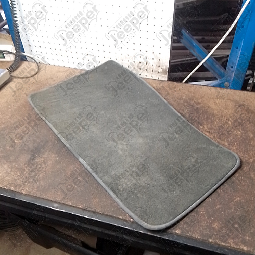 Occasion : Tapis de sol d'origine (passager avant) pour Jeep Grand Cherokee WH, WK