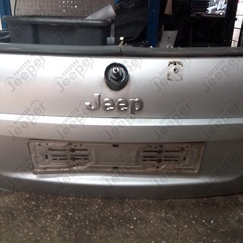 Occasion : Hayon de coffre gris pour Jeep Grand Cherokee WH, WK