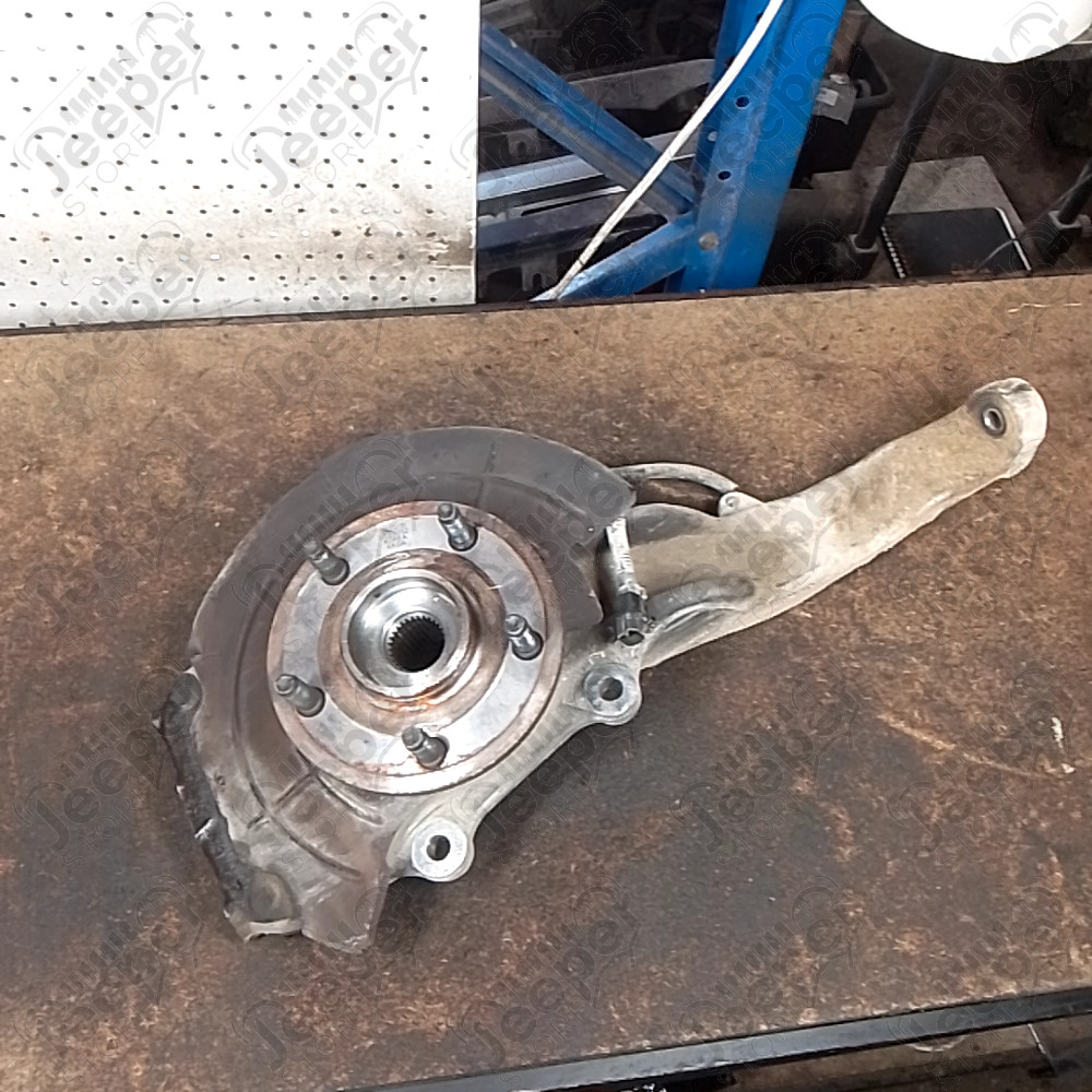 Occasion : Fusée avant gauche pour Jeep Grand Cherokee WH, WK