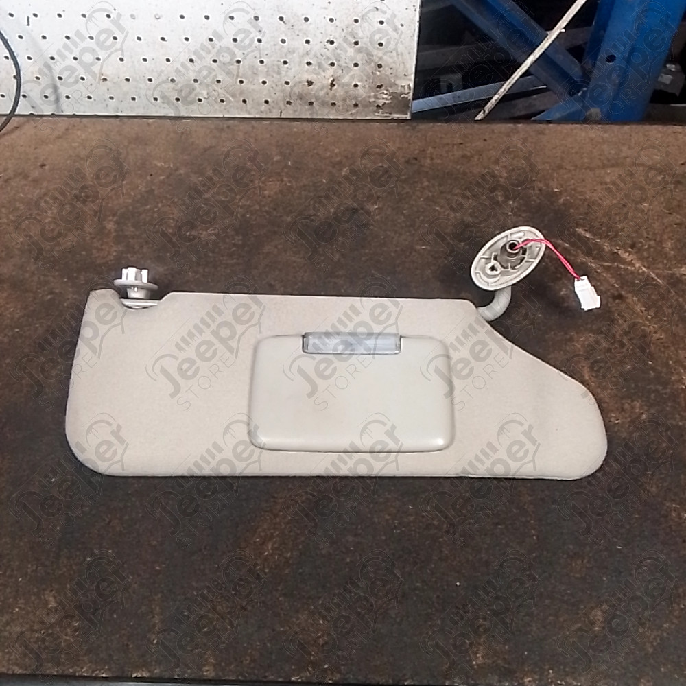 Occasion : Pare soleil passager (beige) pour Jeep Cherokee Liberty KJ