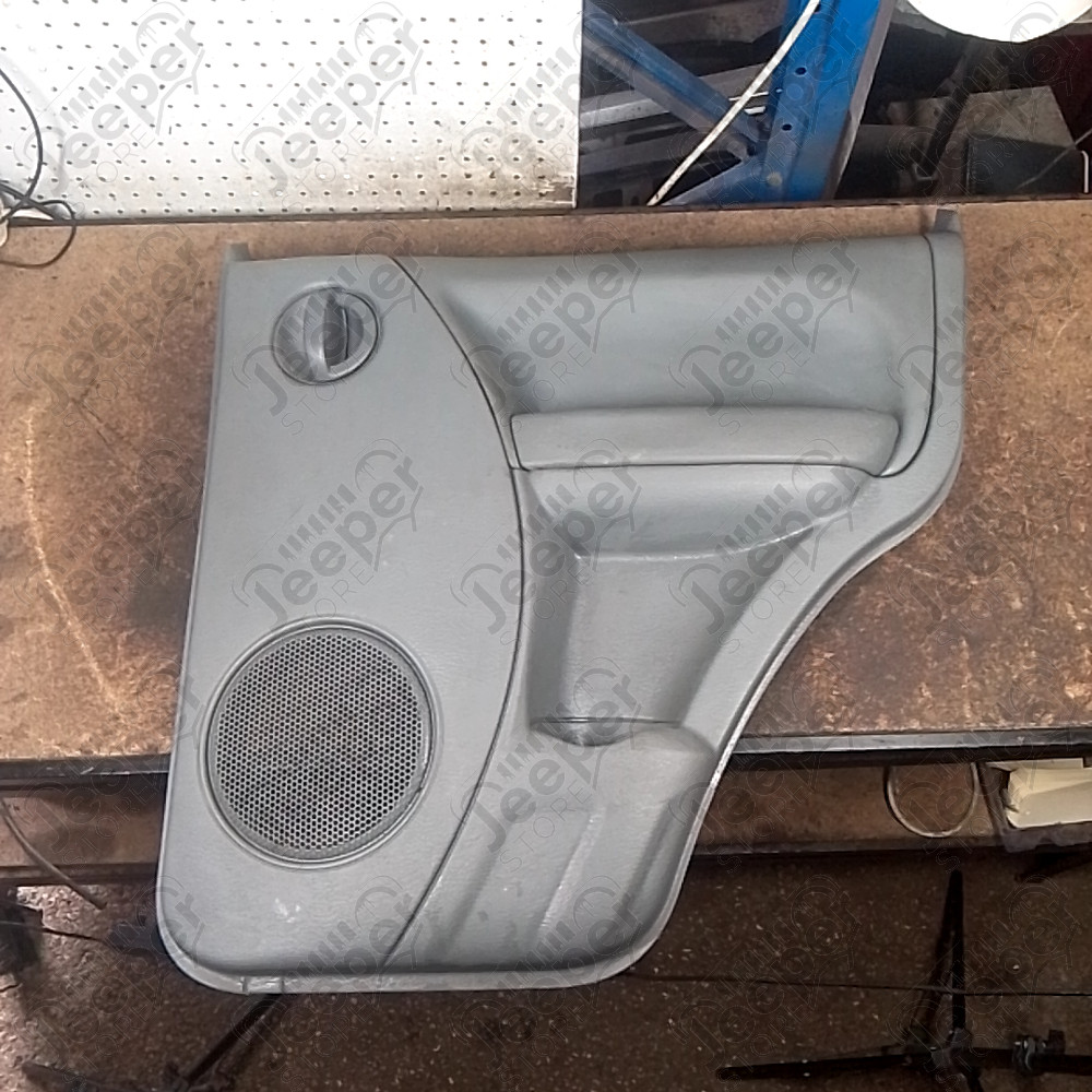 Occasion : Panneau de porte intérieur arrière droit pour Jeep Cherokee Liberty KJ