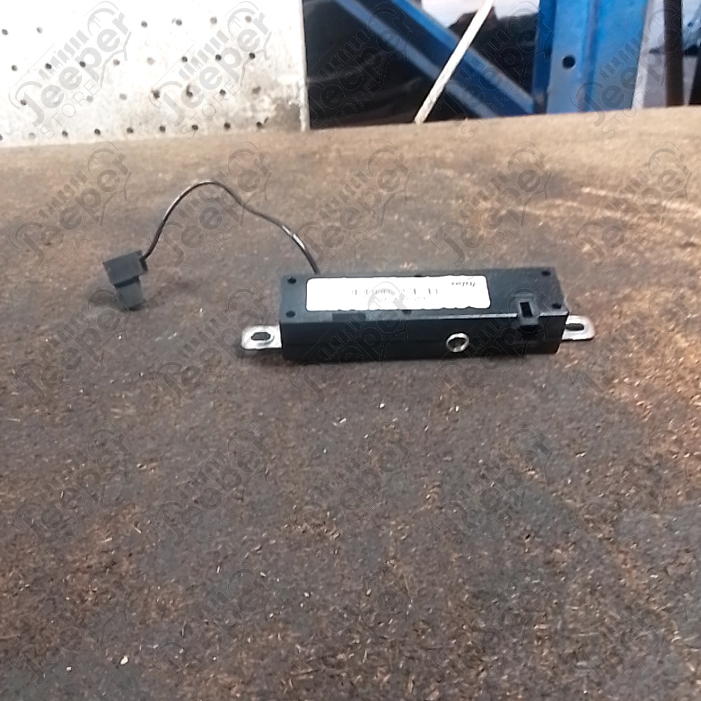 Occasion : Amplificateur d'antenne pour Jeep Cherokee Liberty KJ