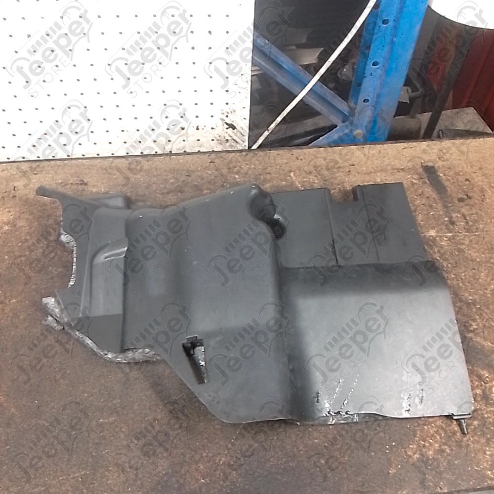 Occasion : Cache plastique intérieur (côté passager) pour Jeep Cherokee Liberty KJ