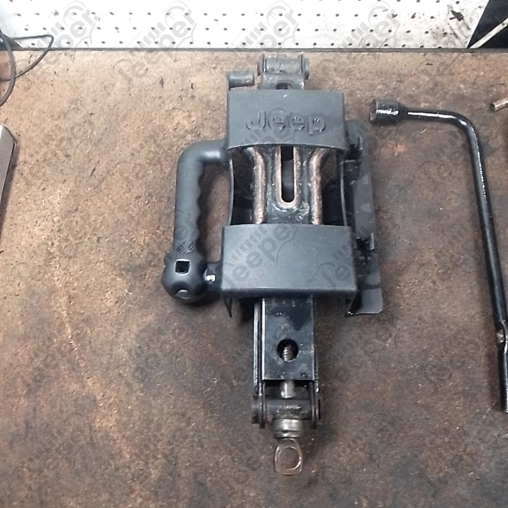 Occasion : Cric manuel d'origine pour Jeep Cherokee Liberty KJ