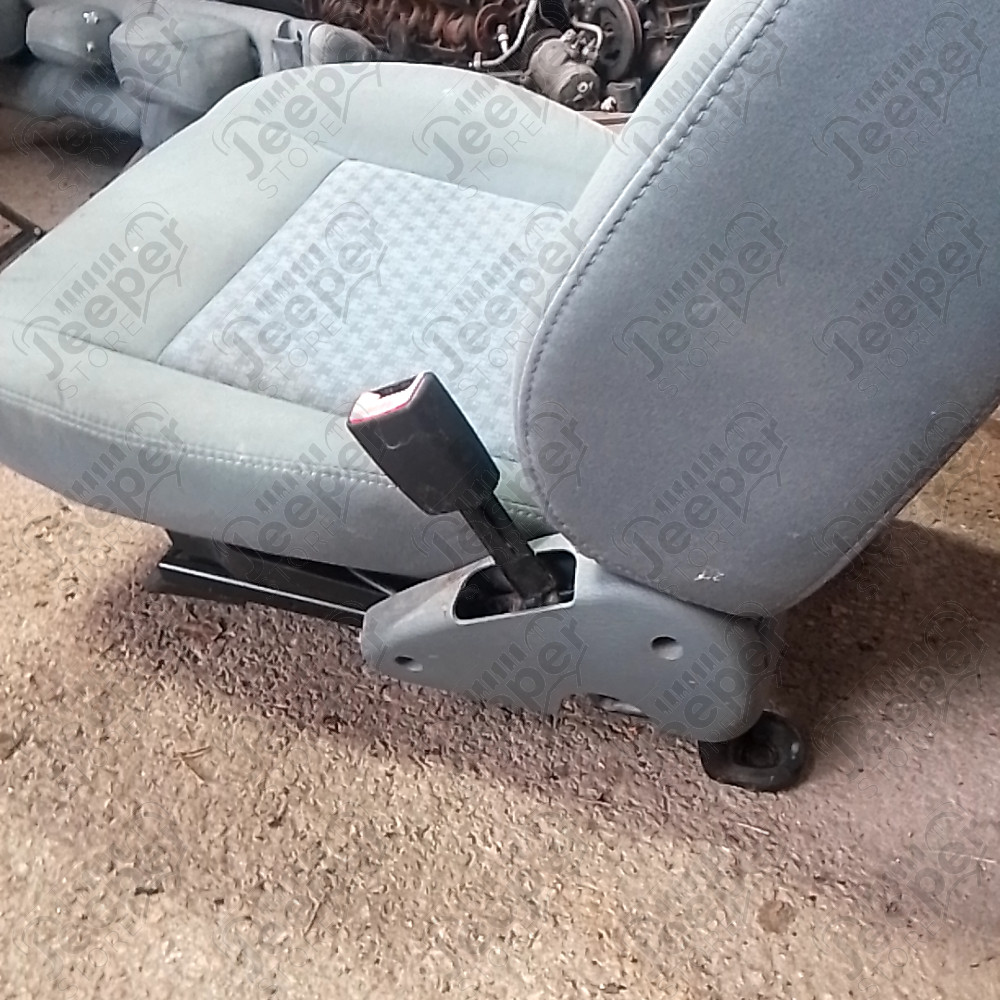 Occasion : Siège passager gris en tissu pour Jeep Cherokee Liberty KJ