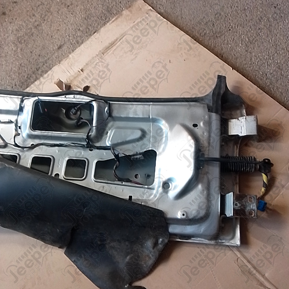 Occasion : Porte de coffre grise pour Jeep Cherokee Liberty KJ