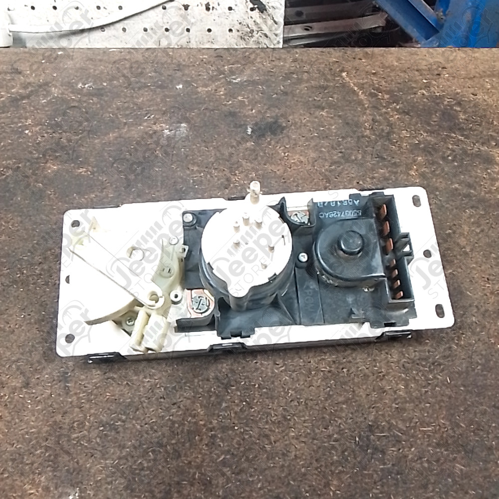 Occasion : Module de réglage climatisation pour Jeep Cherokee XJ