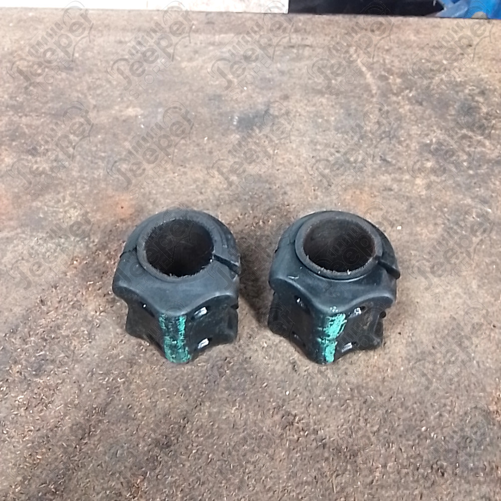Occasion : Kit de 2 silentblocs pour barre stabilisatrice avant (modèle non Rubicon) pour Jeep JL, JT
