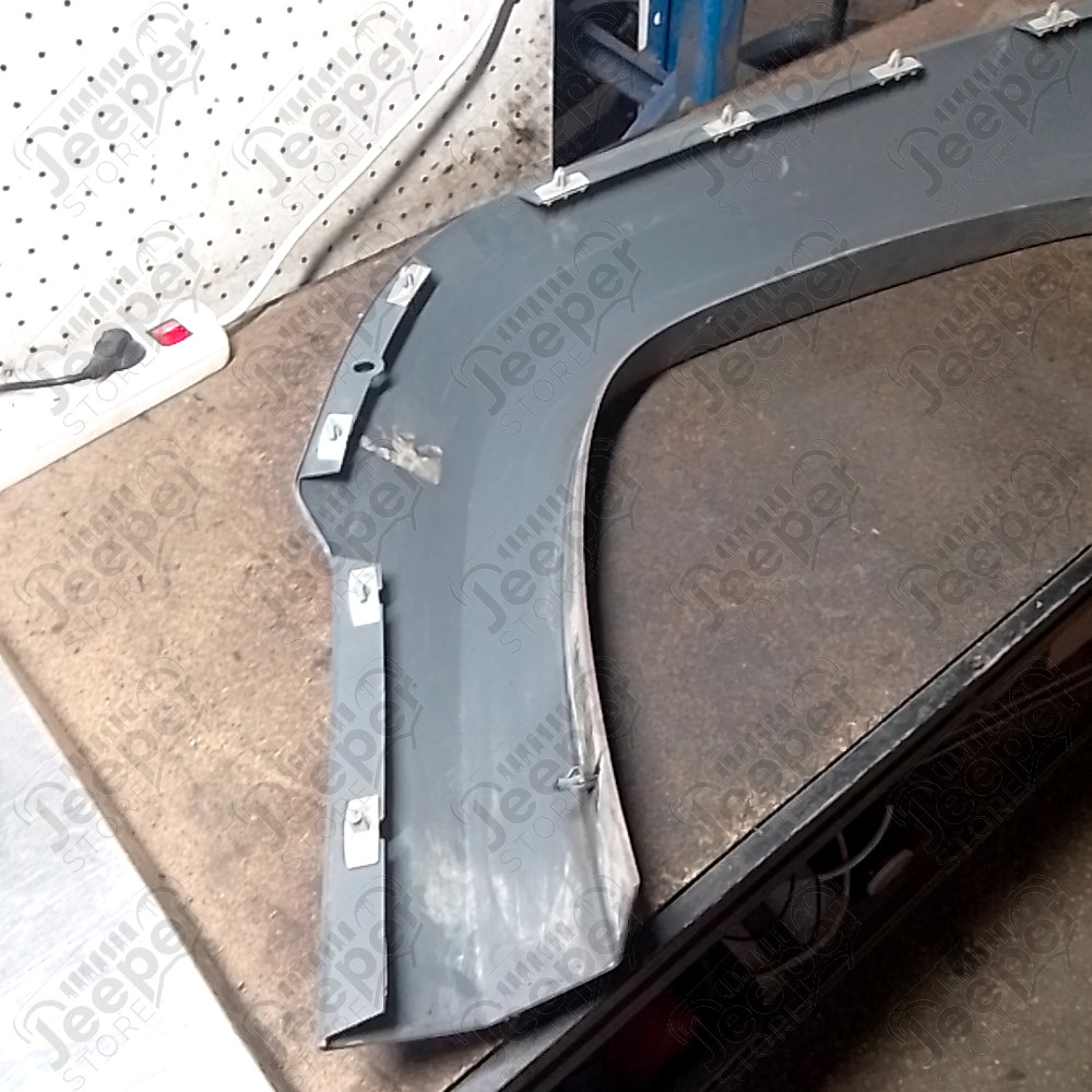 Occasion : Elargisseur d'aile avant gauche (phase 2) pour Jeep Cherokee Liberty KJ