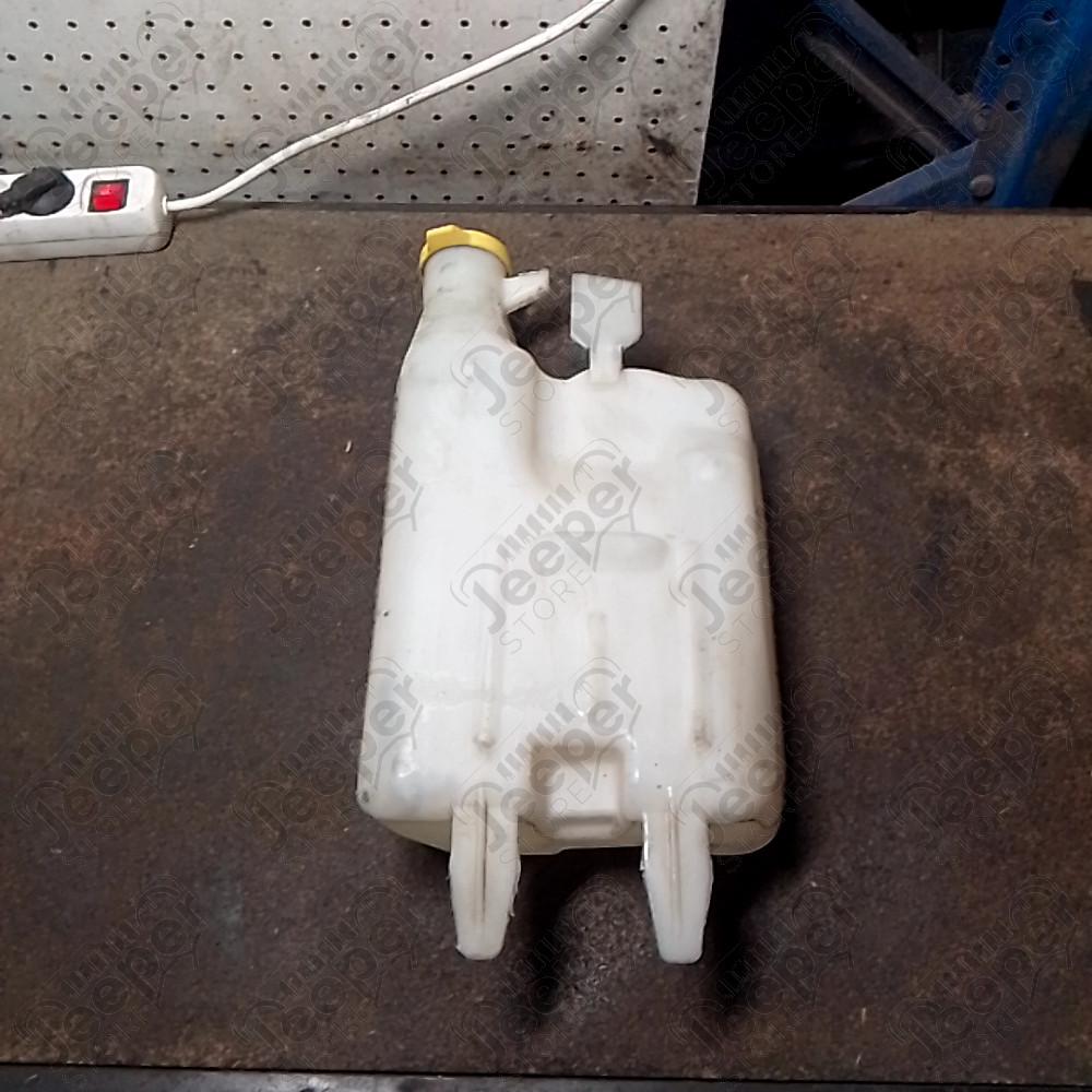 Occasion : Réservoir de liquide lave glace pour Dodge RAM 1500 3.7L (2003) pour Jeep divers