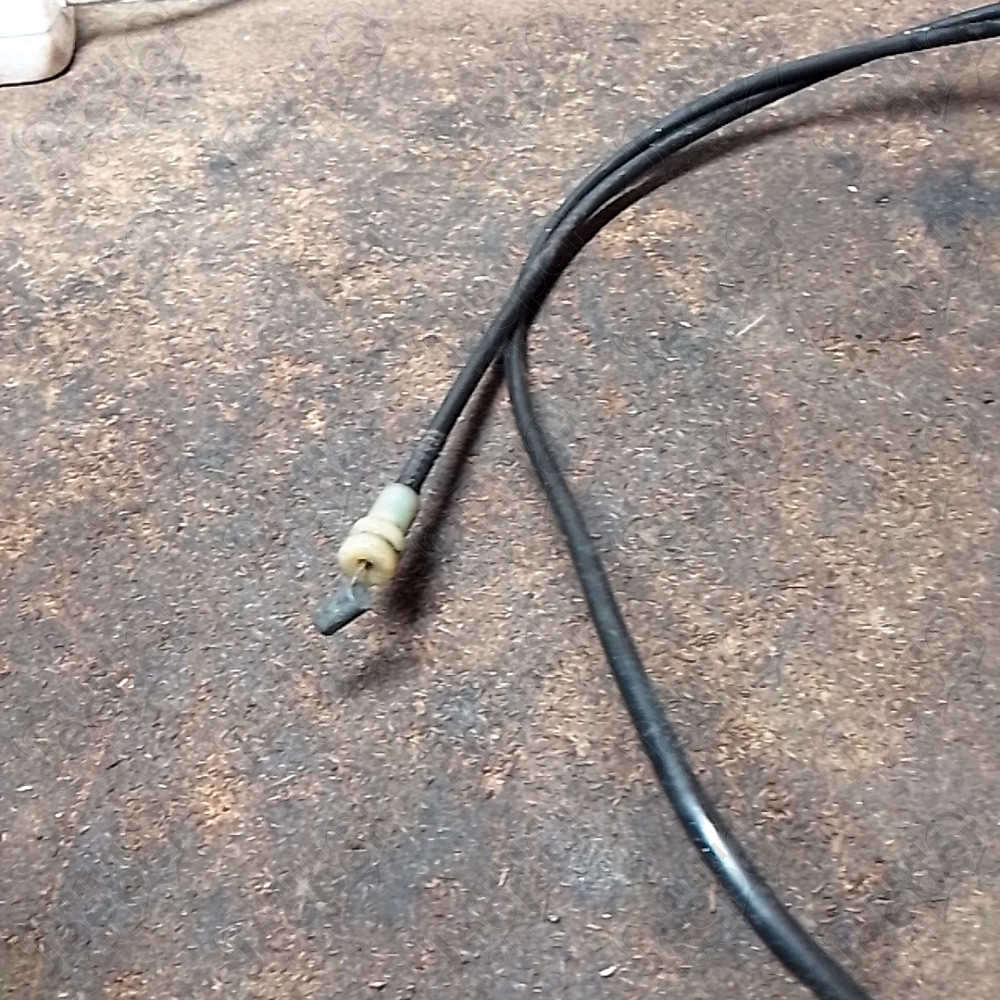 Occasion : Câble d'ouverture capot moteur pour Jeep Cherokee XJ