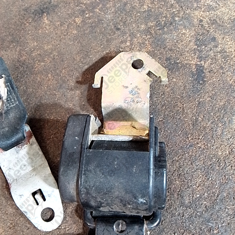 Occasion : Ceinture de sécurité avec enrouleur gauche pour Jeep divers