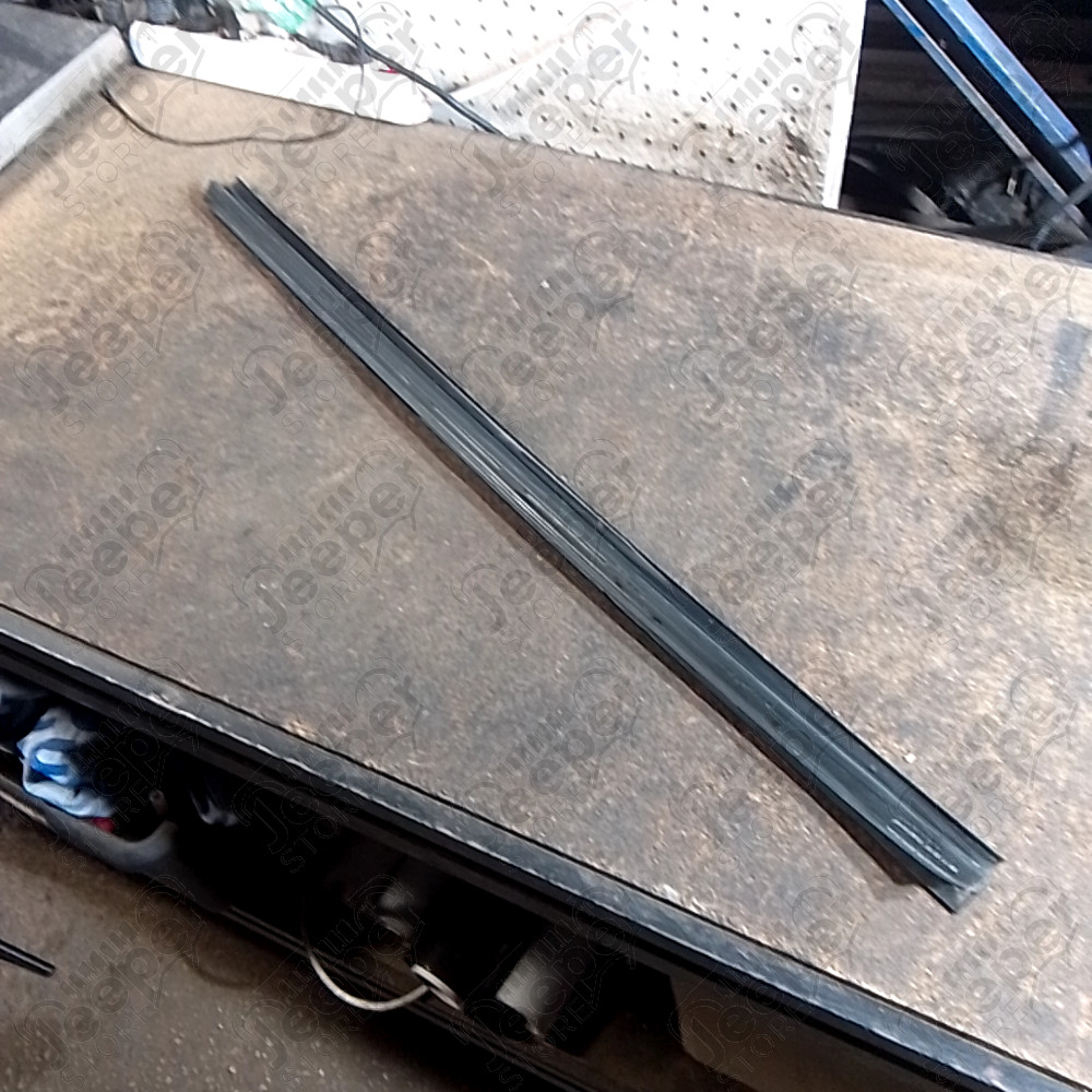 Occasion : Lèche vitre intérieur avant gauche pour Jeep Grand Cherokee ZJ, ZG
