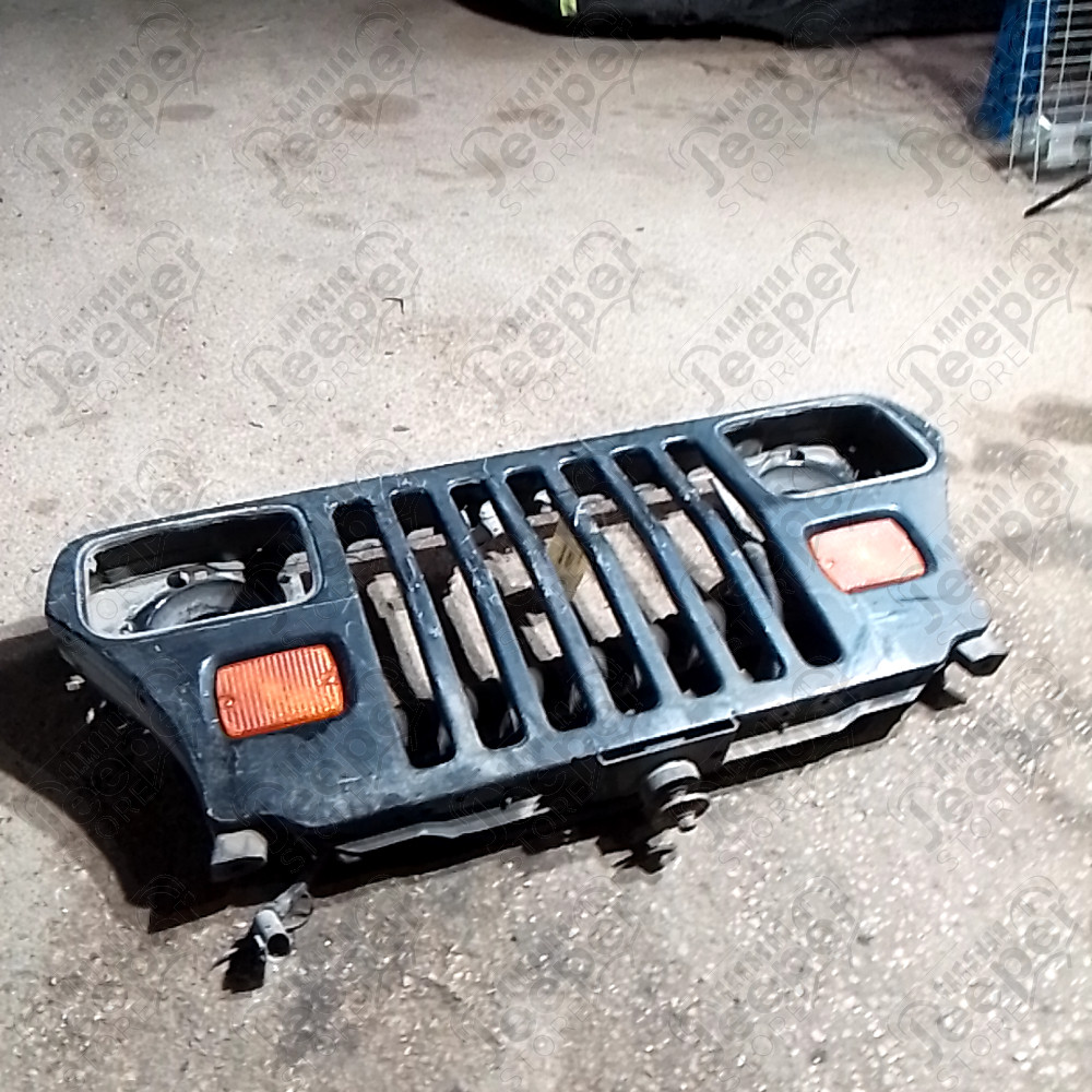 Occasion : Calandre noire pour Jeep Wrangler YJ