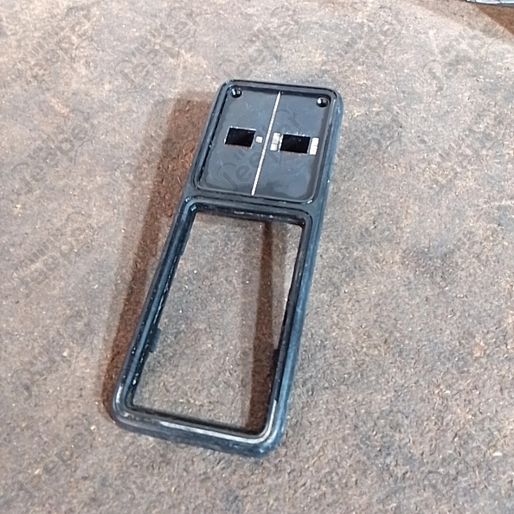 Occasion : Cache plastique intérieur porte avant droite pour Jeep Cherokee XJ