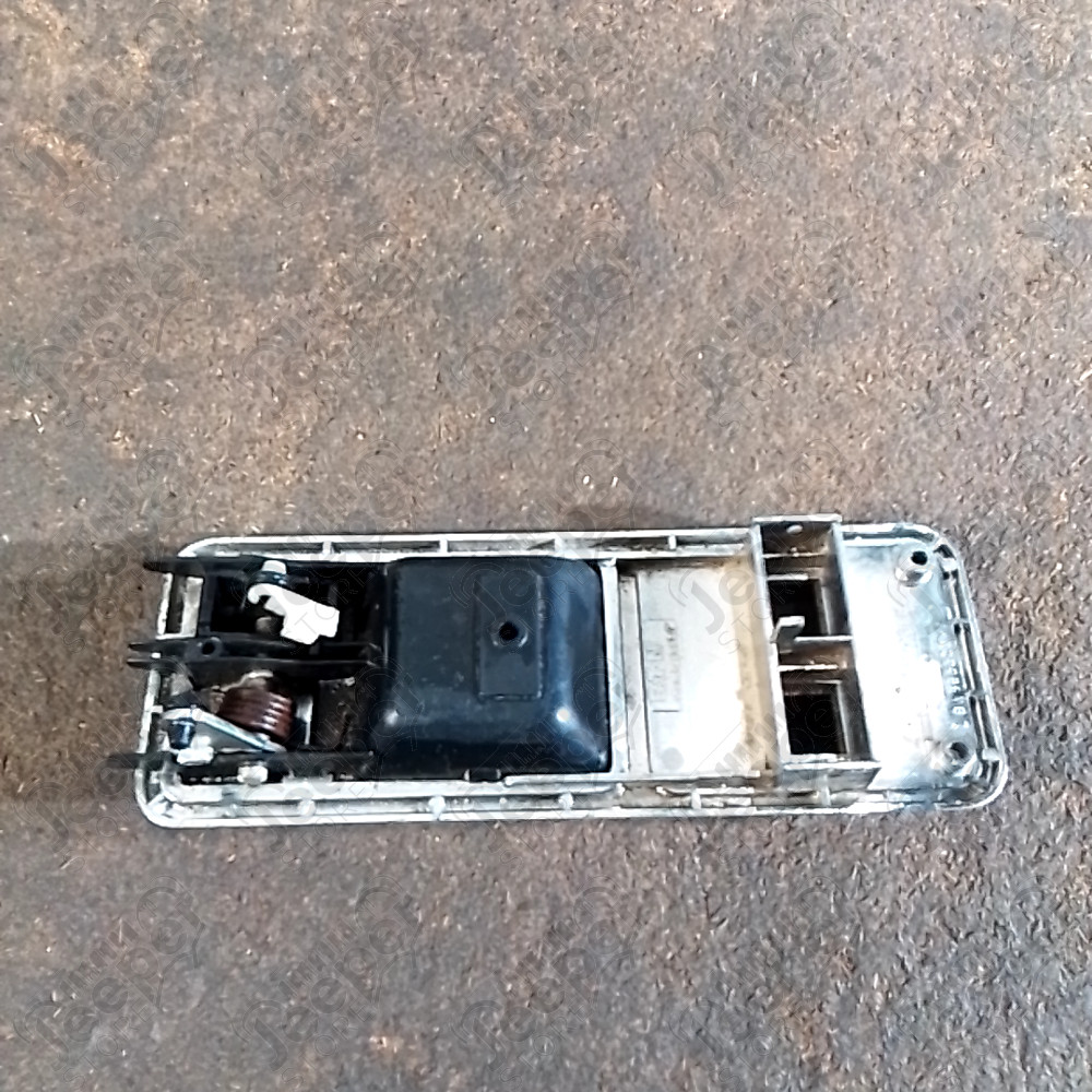 Occasion : Cache plastique + poignée intérieur porte avant droite pour Jeep Cherokee XJ