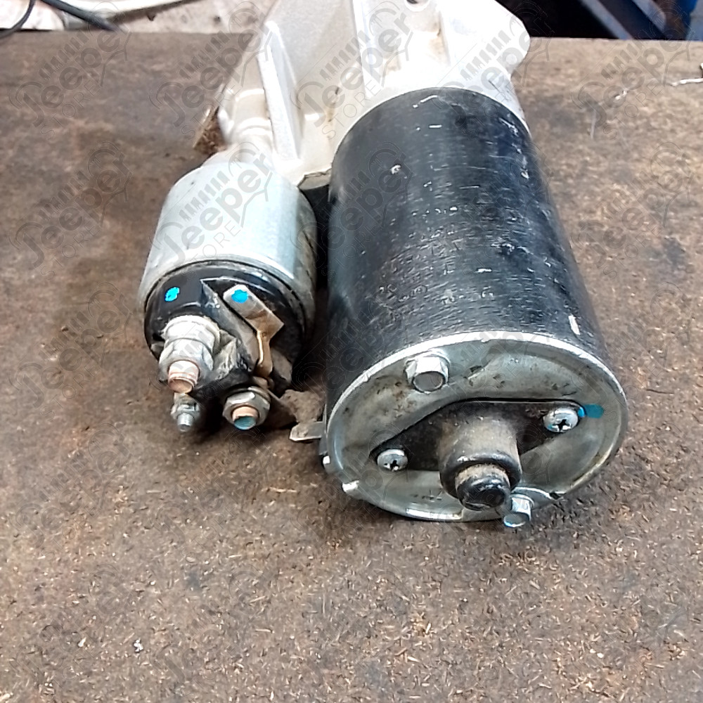 Occasion : Démarreur 9 dents pour 2,5L essence (solénoïde à changer) pour Jeep YJ, TJ, MJ, XJ
