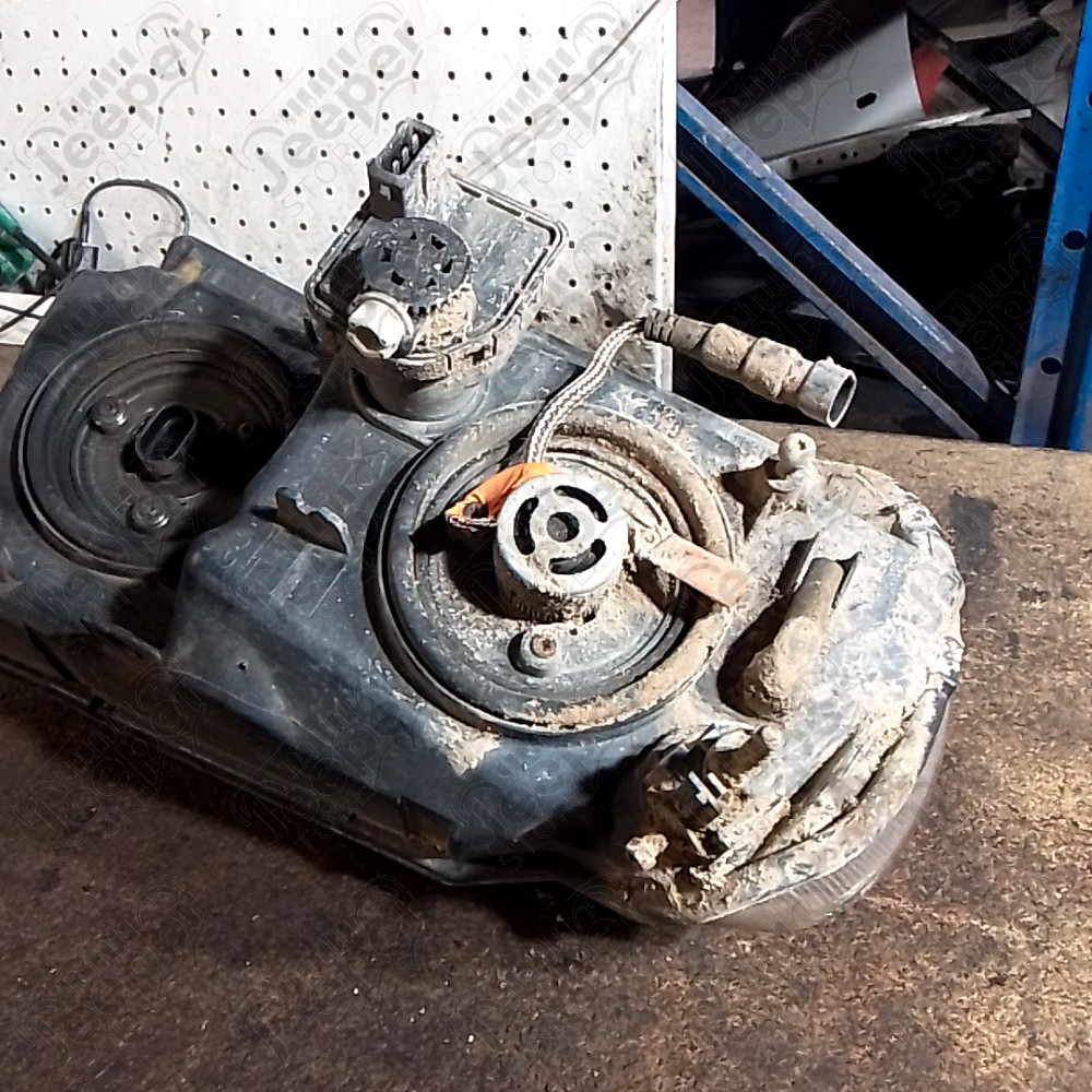 Occasion : Phare avant gauche version Europe pour Jeep Grand Cherokee WJ, WG