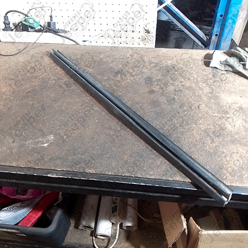 Occasion : Lèche vitre intérieur avant gauche pour Jeep Grand Cherokee WJ, WG