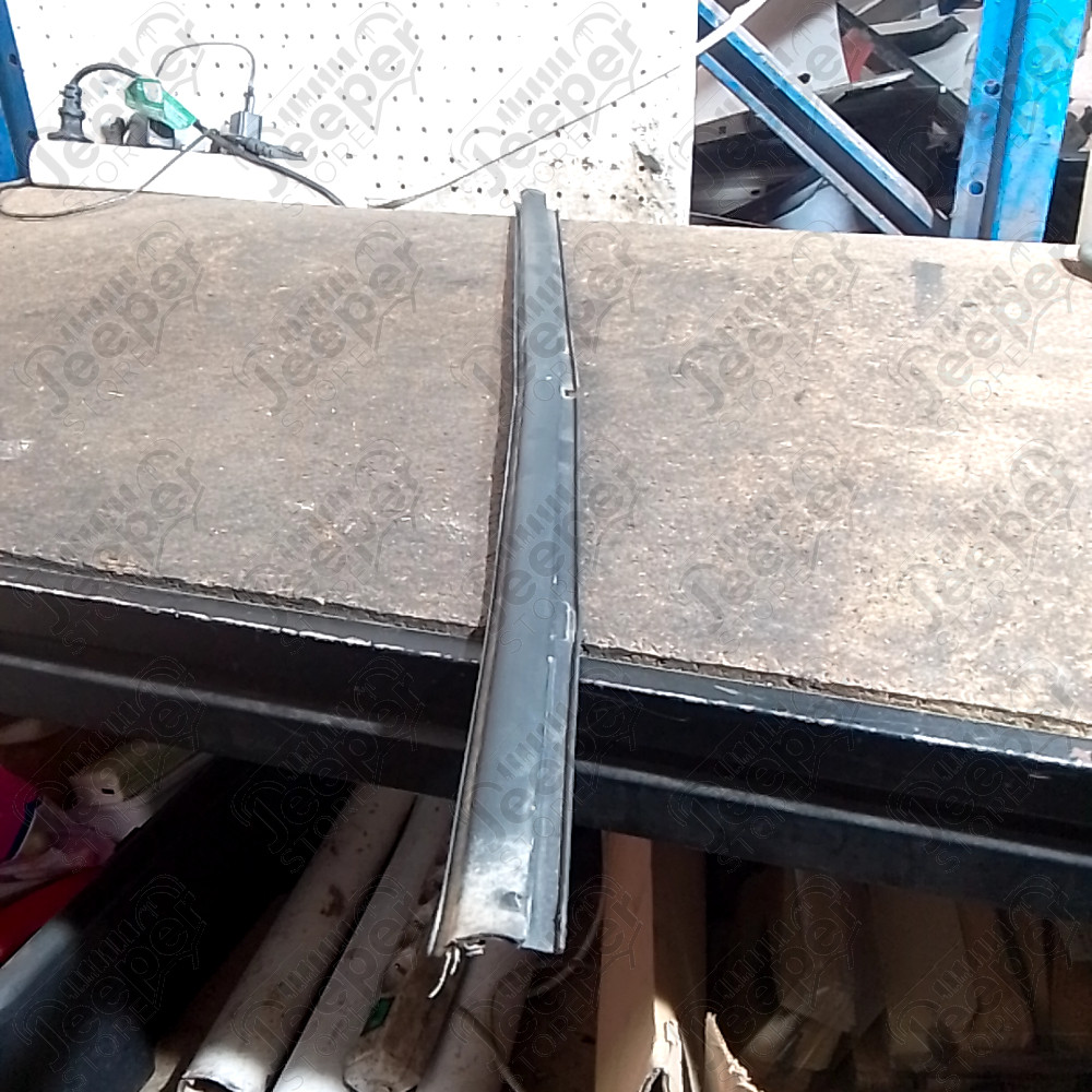 Occasion : Lèche vitre extérieur avant gauche pour Jeep Grand Cherokee WJ, WG
