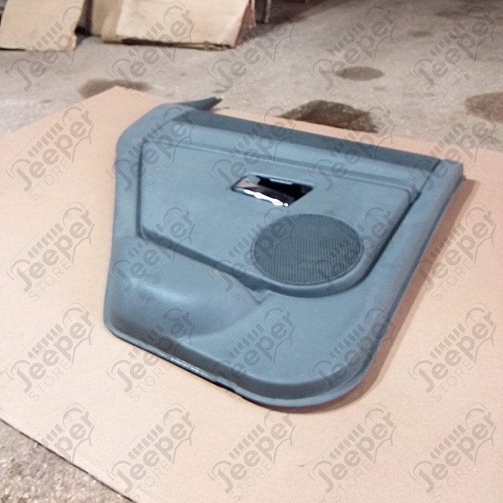 Occasion : Panneau de porte intérieur arrière gauche gris (poignée cassée) pour Jeep Grand Cherokee WH, WK