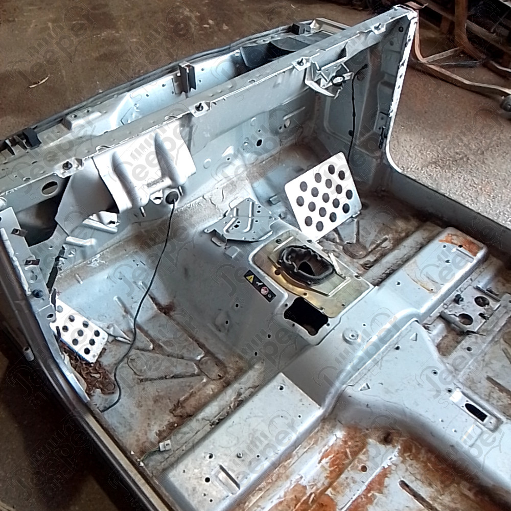 Occasion : Caisse nue grise (phase 2) pour Jeep Wrangler TJ