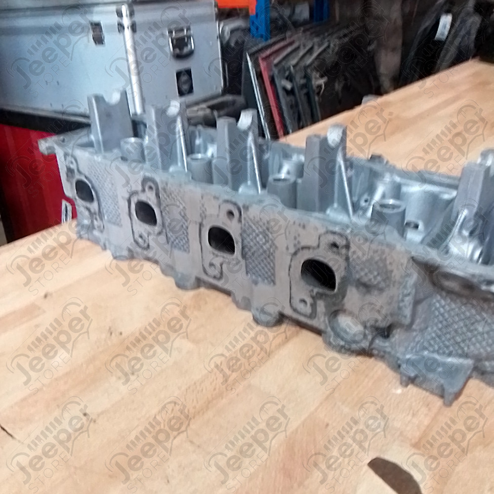 Occasion : Lot 2 culasses nues gauche et droite pour V8 4.7L (à refaire) pour Jeep Grand Cherokee WJ, WG