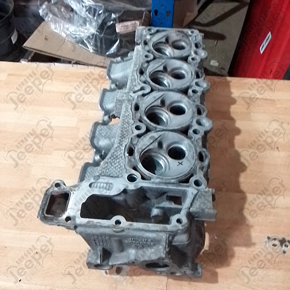 Occasion : Lot 2 culasses nues gauche et droite pour V8 4.7L (à refaire) pour Jeep Grand Cherokee WJ, WG