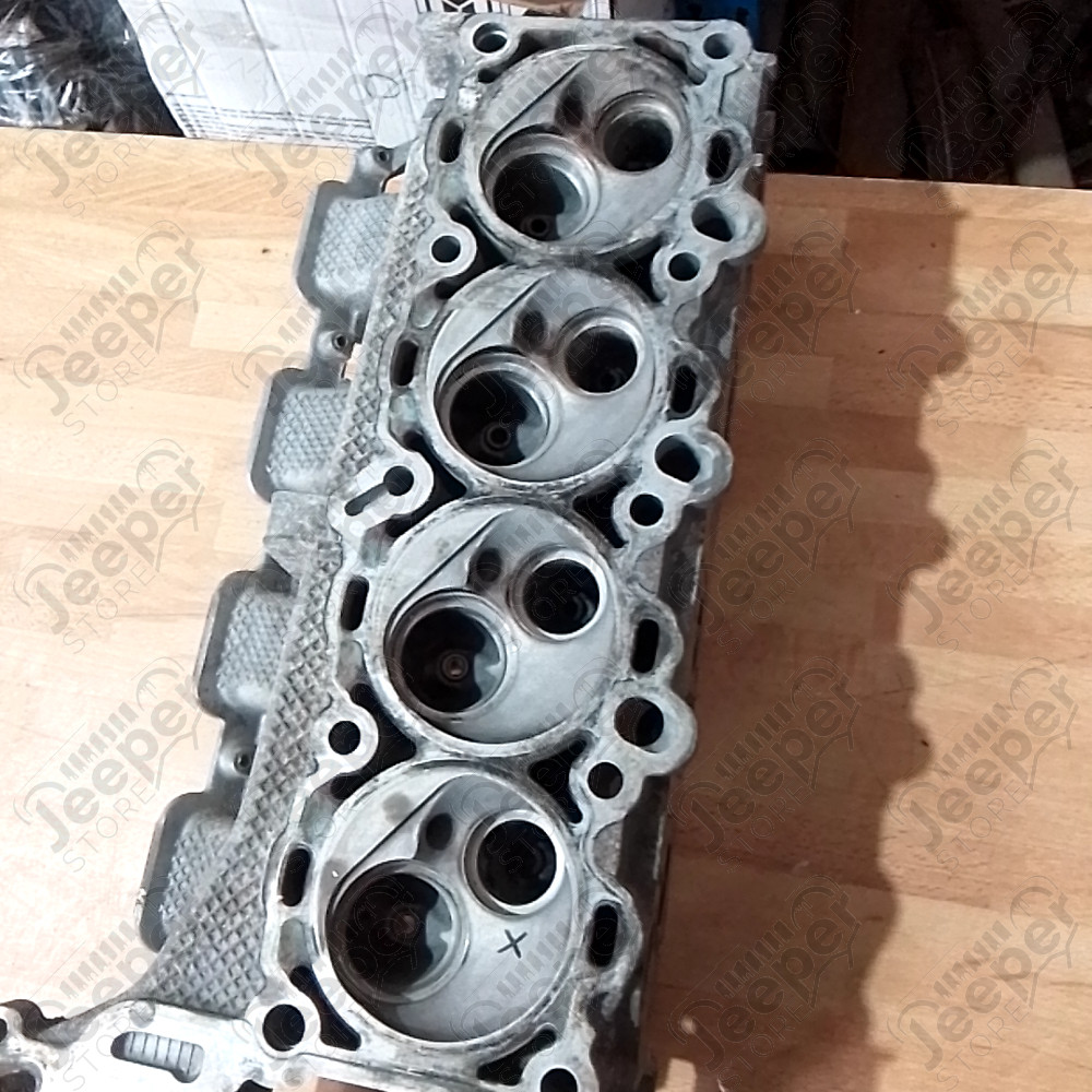 Occasion : Lot 2 culasses nues gauche et droite pour V8 4.7L (à refaire) pour Jeep Grand Cherokee WJ, WG