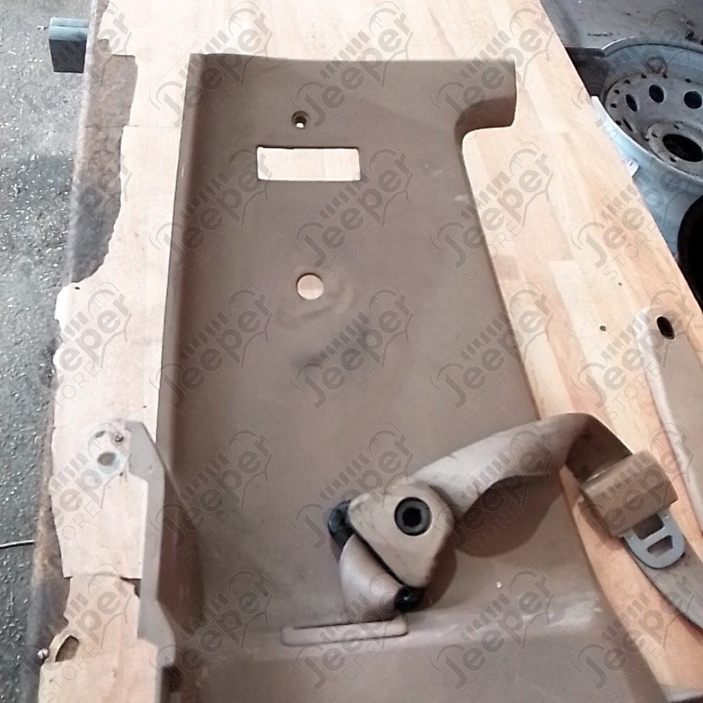 Occasion : Panneau plastique intérieur arrière gauche couleur beige avec ceinture de sécurité pour Jeep Comanche MJ