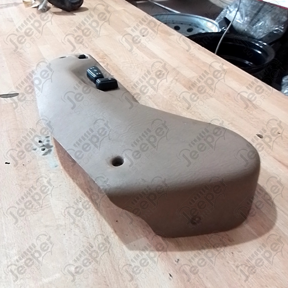 Occasion : Cache plastique marron siège conducteur avec commande de réglage siège pour Jeep Grand Cherokee WJ, WG
